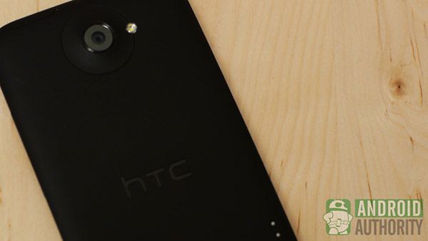 htc-one-X + -6